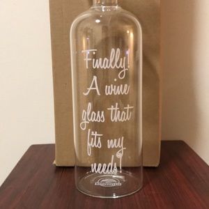 Novelty Wine Glass- Holds Entire Bottle